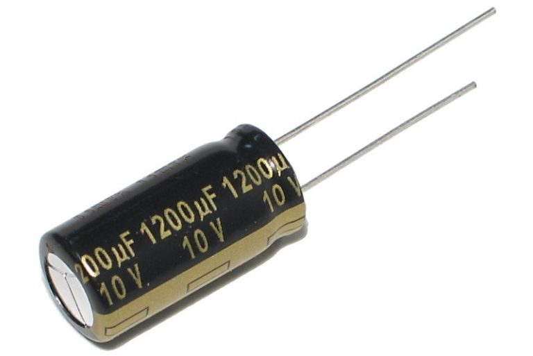 1200UF 10V Aluminium Electrolytic Capacitor