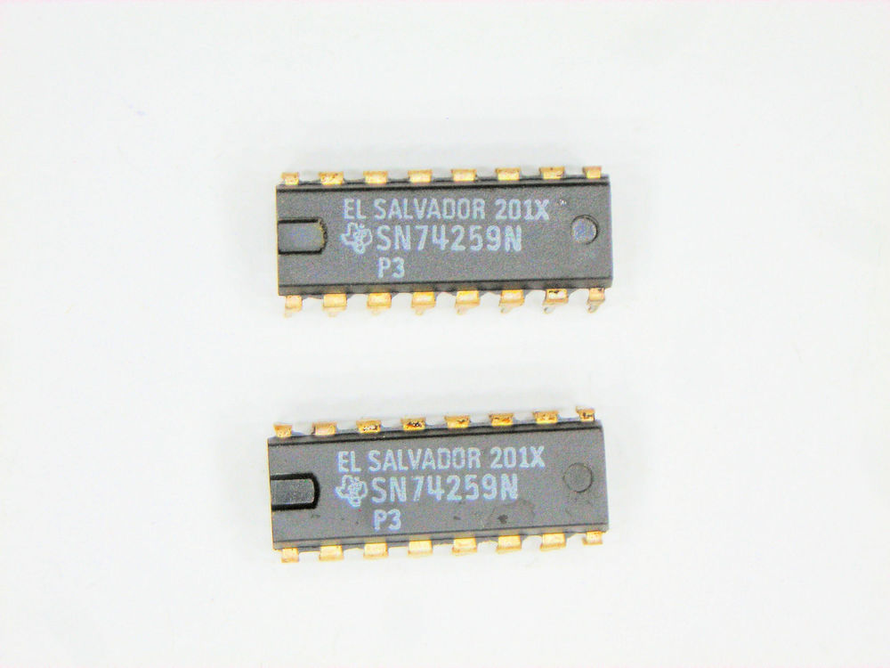 74259 DIP 8-Bit Addressable Latch