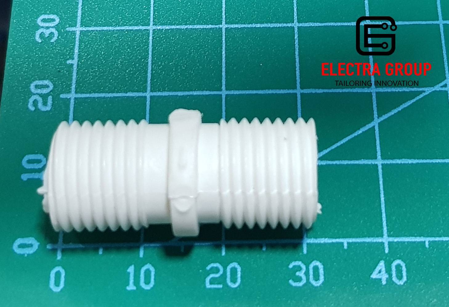 Male to Male Thread PVC-U Connector for 6mm Tube - Image 3
