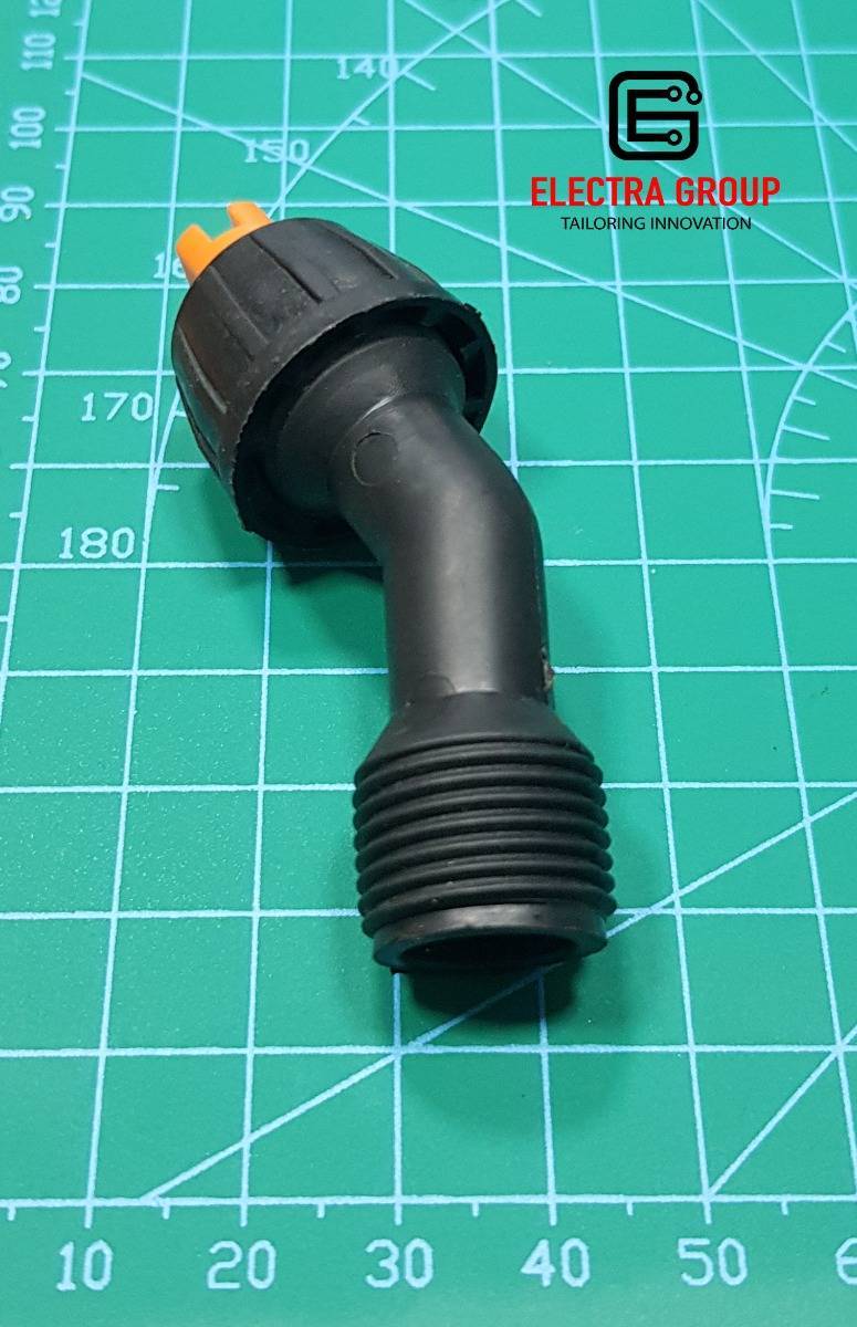 Sprinkler Plastic Water Nozzle Orange Sprayer - Image 3