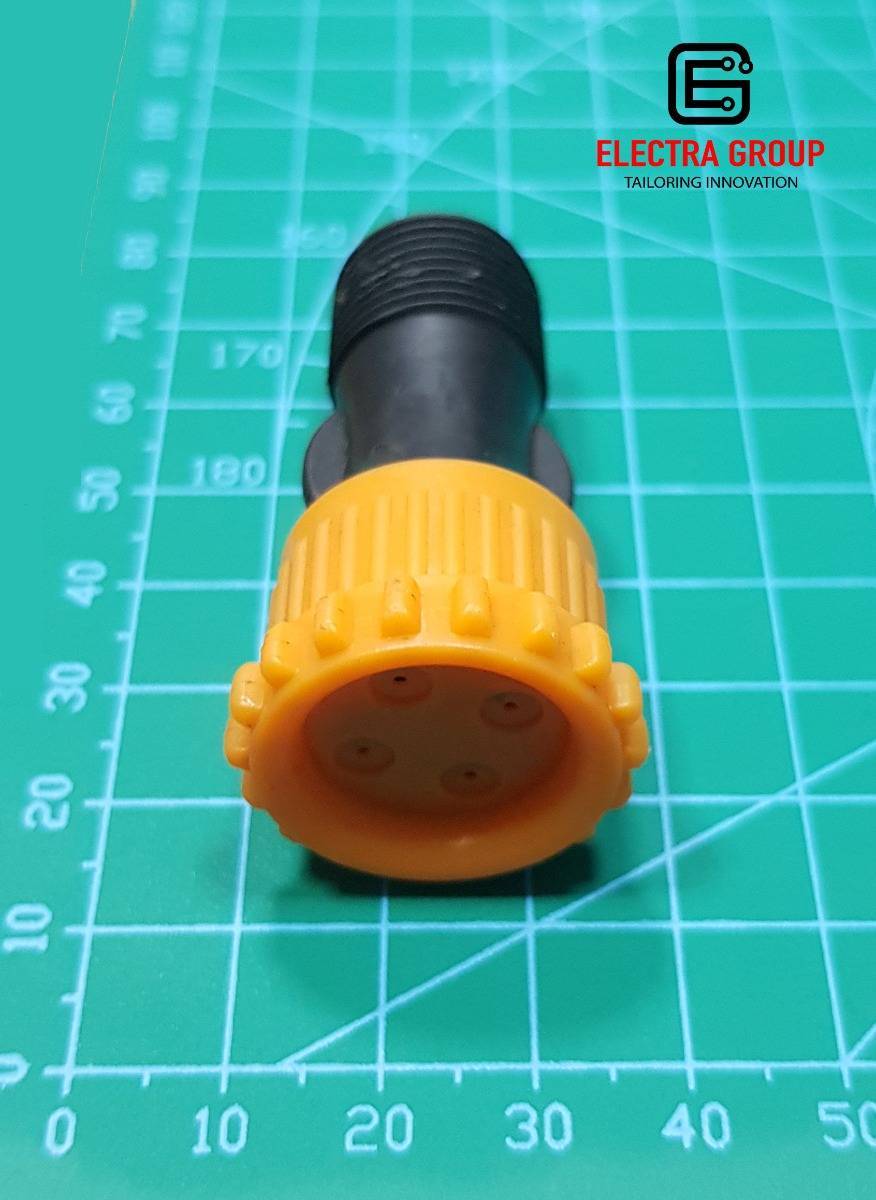 Sprinkler Plastic Water Nozzle Orange Sprayer with 4 Small Holes