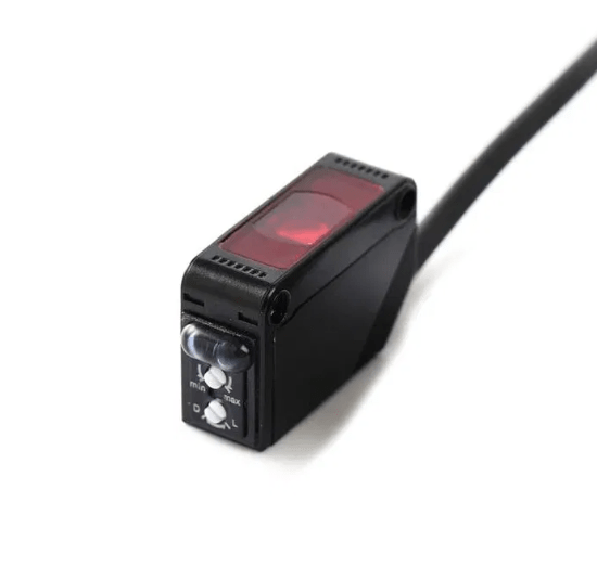 OMCH Diffuse Photo Electric Proximity Sensor Switch PNP (0-35)cm (One Year Warranty)